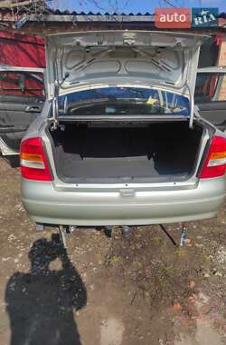 Седан Opel Astra 2007 в 