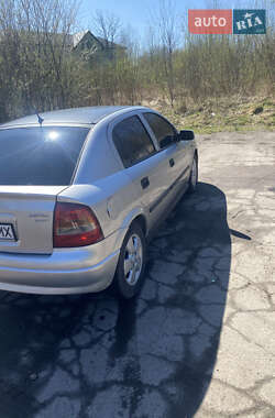 Седан Opel Astra 2002 в 