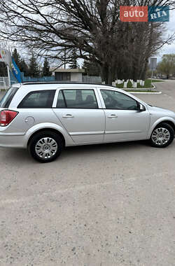 Универсал Opel Astra 2008 в 
