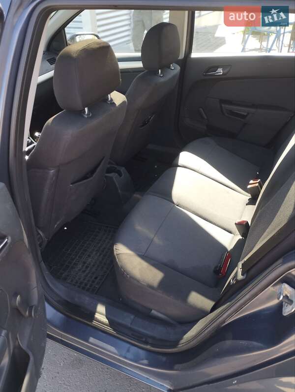 Універсал Opel Astra 2007 в Камені-Каширському