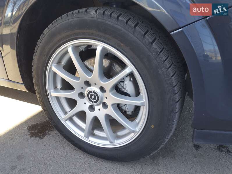 Універсал Opel Astra 2007 в Камені-Каширському
