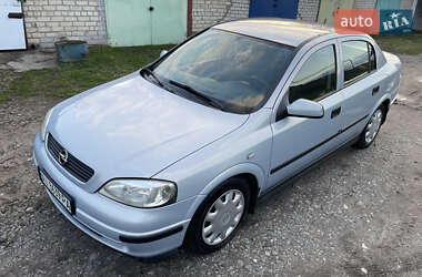 Седан Opel Astra 2004 в Павлограде