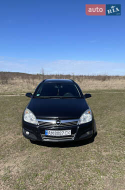 Универсал Opel Astra 2009 в 
