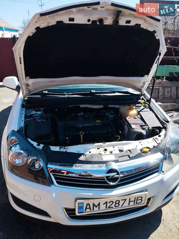 Opel Astra 2009