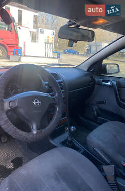 Седан Opel Astra 2006 в 