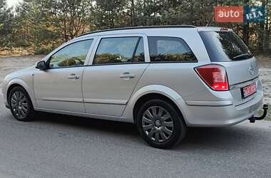 Универсал Opel Astra 2009 в 