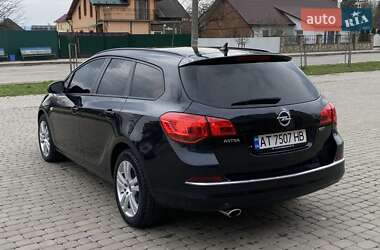Универсал Opel Astra 2013 в 
