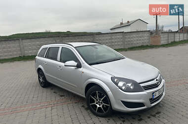 Универсал Opel Astra 2008 в Первомайске