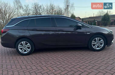 Универсал Opel Astra 2017 в 