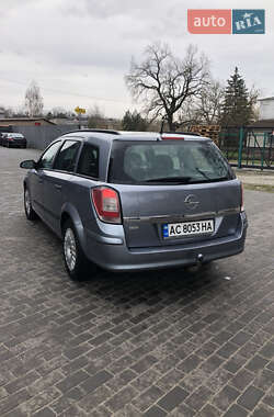 Универсал Opel Astra 2009 в 