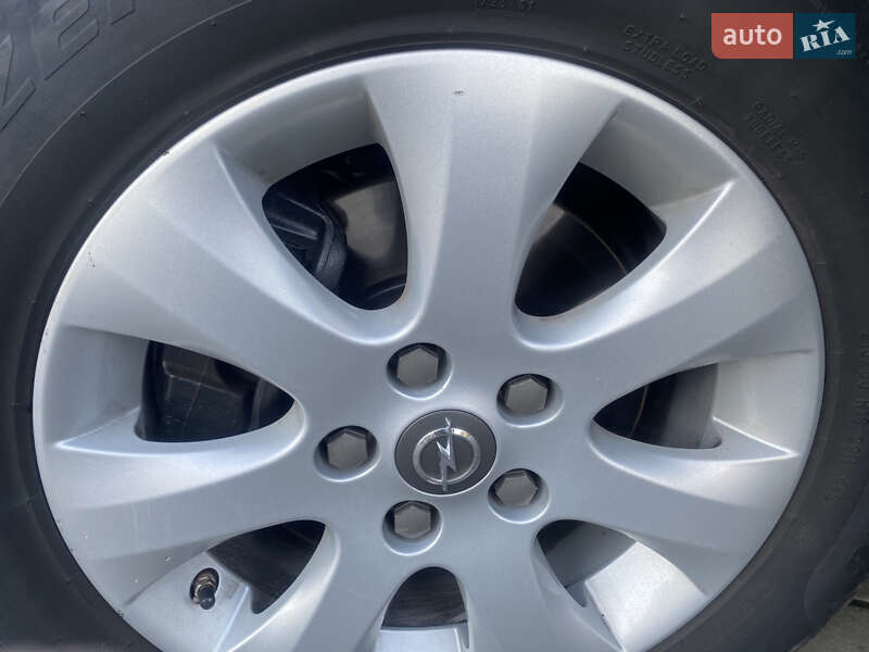 Универсал Opel Astra 2015 в Каменке