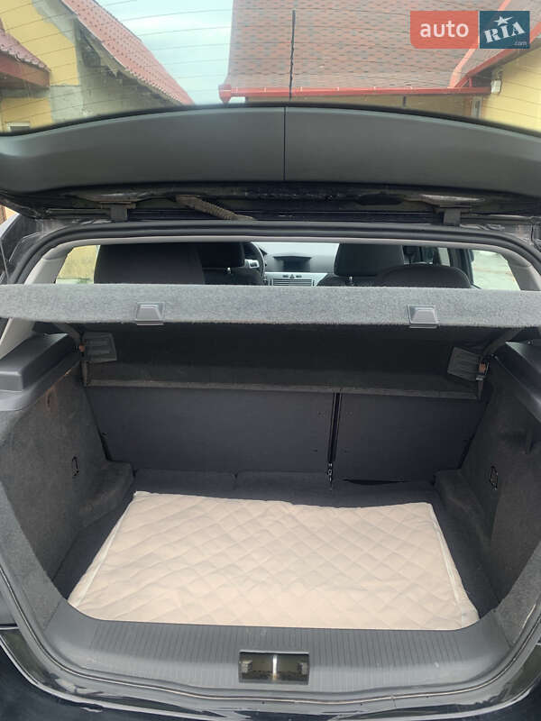 Хетчбек Opel Astra 2009 в Костопілі