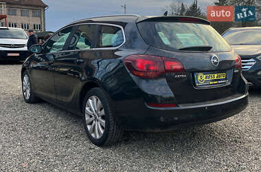 Універсал Opel Astra 2011 в 