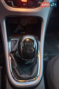 Універсал Opel Astra 2013 в 