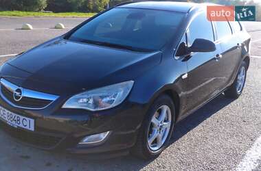 Універсал Opel Astra 2011 в 