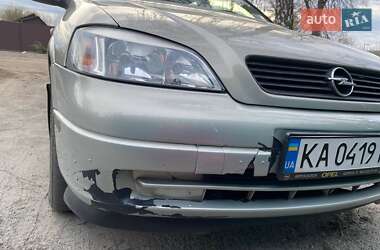 Седан Opel Astra 2006 в 