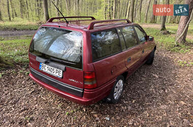 Универсал Opel Astra 1992 в 