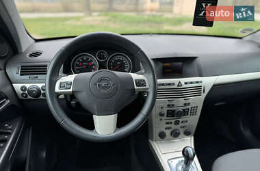 Універсал Opel Astra 2008 в 