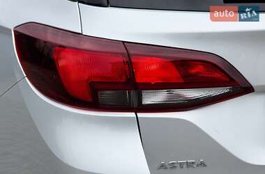 Универсал Opel Astra 2018 в 