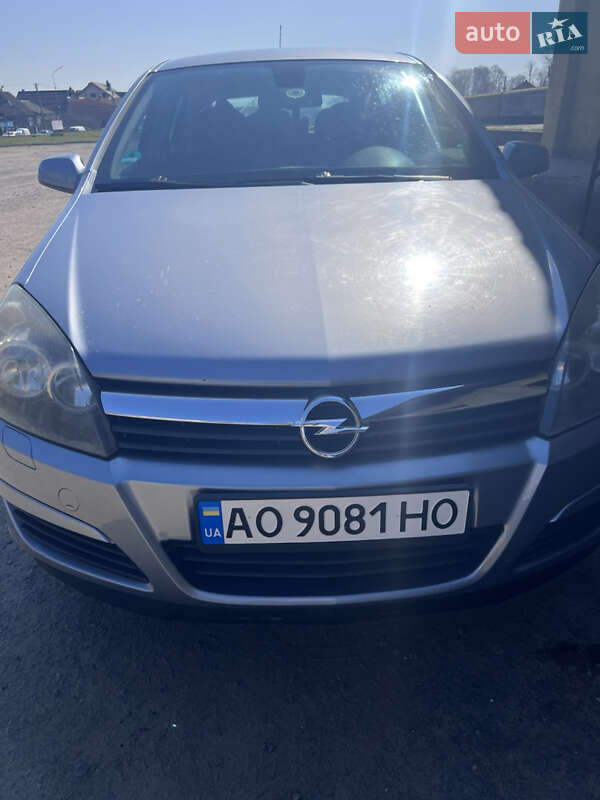 Хэтчбек Opel Astra 2005 в Рахове фото 9 Хэтчбек Opel Astra 2005 в Рахове