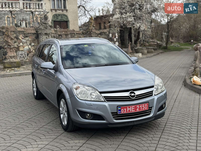 Универсал Opel Astra 2008 в 