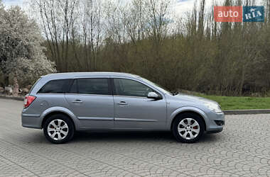 Универсал Opel Astra 2008 в 