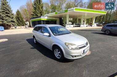 Універсал Opel Astra 2004 в 