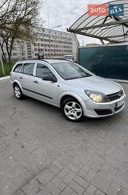 Универсал Opel Astra 2005 в 