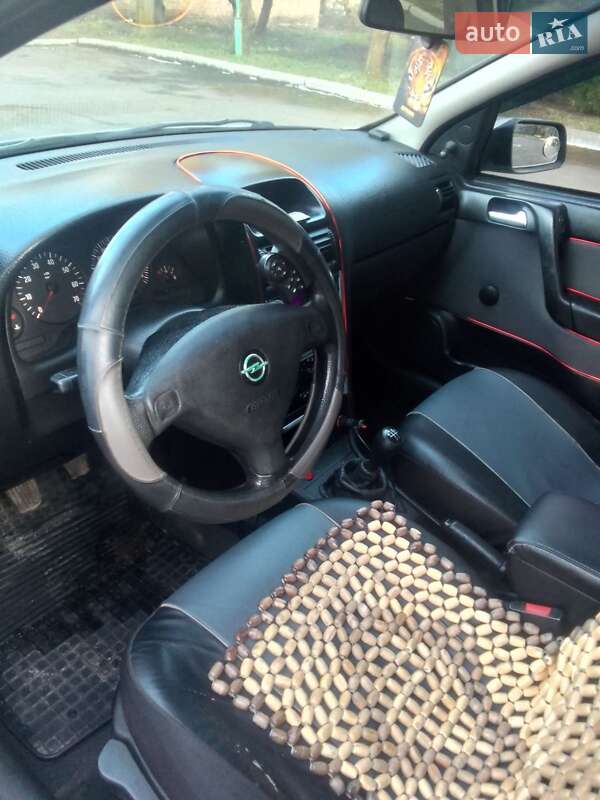 Седан Opel Astra 2007 в Хмельнике