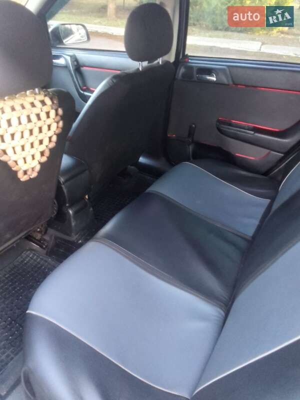 Седан Opel Astra 2007 в Хмельнике