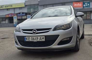 Универсал Opel Astra 2013 в 