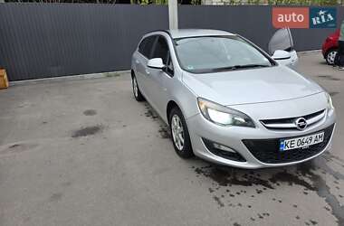 Универсал Opel Astra 2013 в 