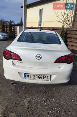 Седан Opel Astra 2020 в 