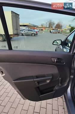 Универсал Opel Astra 2007 в 