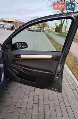 Универсал Opel Astra 2007 в 
