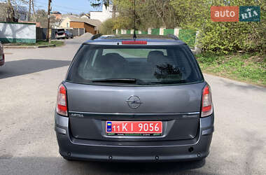 Универсал Opel Astra 2006 в 
