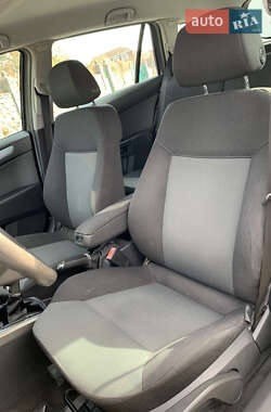 Универсал Opel Astra 2006 в 