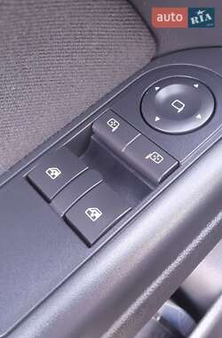 Хэтчбек Opel Astra 2008 в 