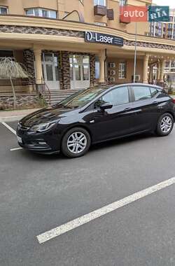 Хэтчбек Opel Astra 2018 в 
