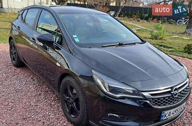 Хэтчбек Opel Astra 2018 в 