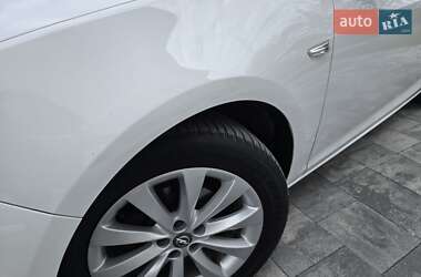 Универсал Opel Astra 2012 в 