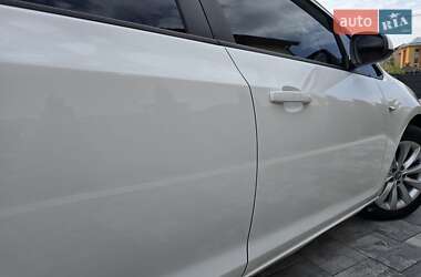 Универсал Opel Astra 2012 в 