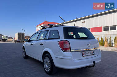 Универсал Opel Astra 2010 в 