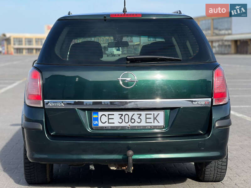 Универсал Opel Astra 2005 в Черновцах