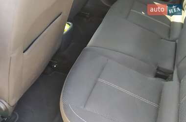 Універсал Opel Astra 2012 в 