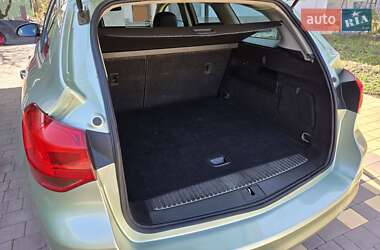 Універсал Opel Astra 2011 в 