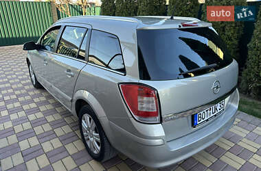 Универсал Opel Astra 2009 в 
