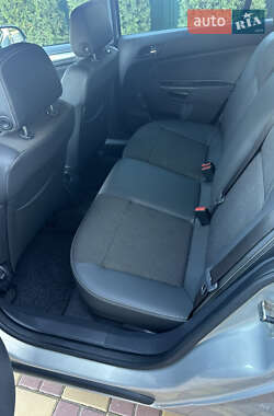 Универсал Opel Astra 2009 в 
