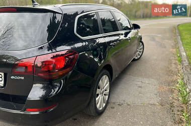 Универсал Opel Astra 2011 в 