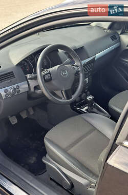 Універсал Opel Astra 2009 в 